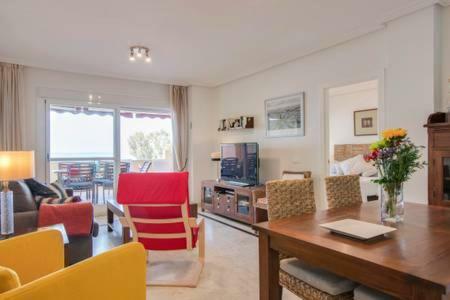 Relax Frente Al Mar Apartment Benalmadena Bagian luar foto